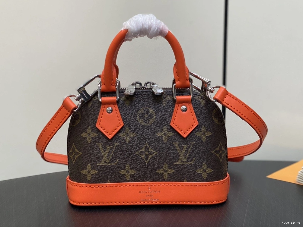 First bag ru VUITTON LOUIS Alma-18*12*8cm Nano 0802